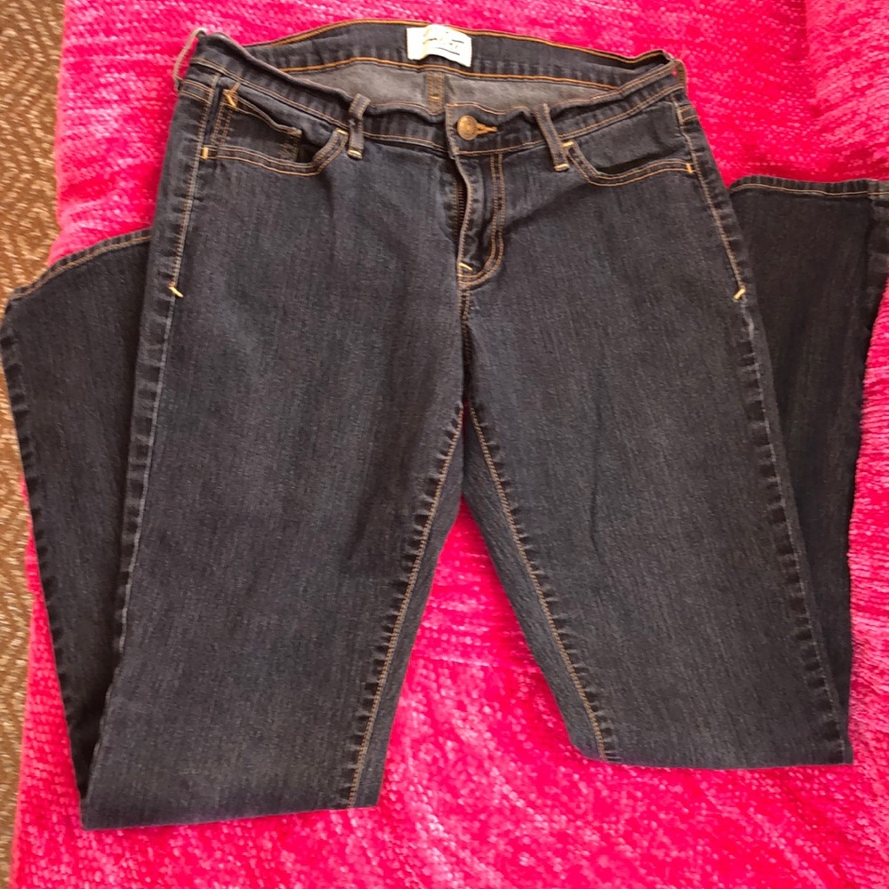 🍉 3/$15 Old Navy Jeans